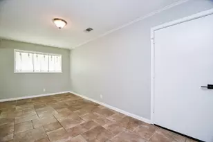 9614 Larston St, Houston, TX 77055 - Photo 9