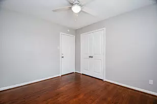 9614 Larston St, Houston, TX 77055 - Photo 21