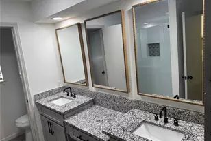 9106 Sabastian Dr, Houston, TX 77083 - Photo 17