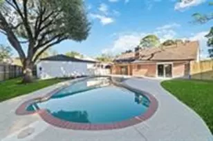 9106 Sabastian Dr, Houston, TX 77083 - Photo 45