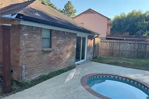 9106 Sabastian Dr, Houston, TX 77083 - Photo 3