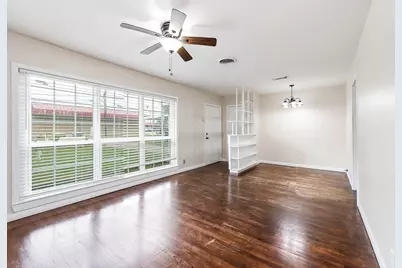 2433 S Austin Avenue, Pearland, TX 77581 - Photo 7