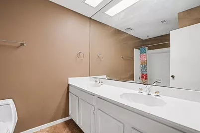1661 W Sam Houston Parkway S, Houston, TX 77042 - Photo 15