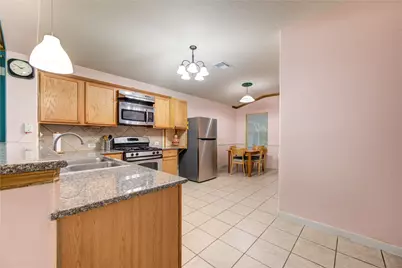 6726 Hampden Point Court, Houston, TX 77040 - Photo 9