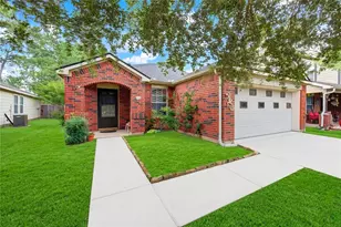 6726 Hampden Point Ct, Houston, TX 77040 - Photo 1