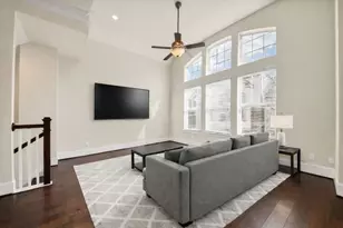 8306 Ginger Oak St, Houston, TX 77055 - Photo 13