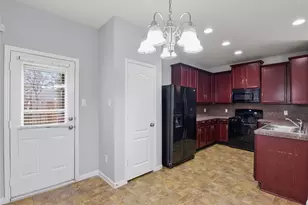 17142 Amarose Dr, Houston, TX 77090 - Photo 7