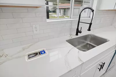 6415 Upshaw Drive, Houston, TX 77396 - Photo 11