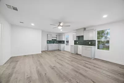 6415 Upshaw Drive, Houston, TX 77396 - Photo 31