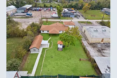 6415 Upshaw Drive, Houston, TX 77396 - Photo 37