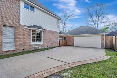 11715 Orchard Mountain Drive, Pasadena, TX 77059 - Photo 3