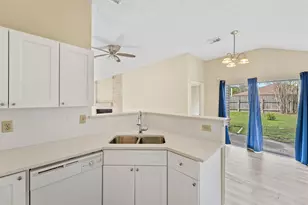 1747 Brickarbor Dr, Katy, TX 77449 - Photo 9