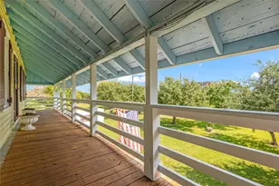 813 Nelson Ave, Port Bolivar, TX 77650 - Photo 27