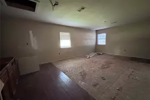 1202 Manor St, Houston, TX 77015 - Photo 7