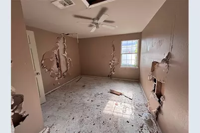 1202 Manor Street #5, Houston, TX 77015 - Photo 5