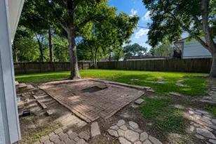 1726 7th St, Rosenberg, TX 77471 - Photo 17