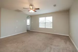 2131 Golden Topaz Dr, Rosharon, TX 77583 - Photo 3