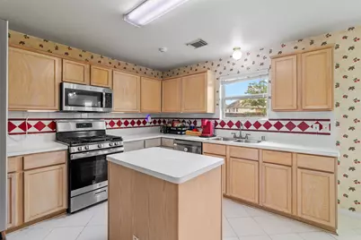 3227 Leila Oaks Drive, Houston, TX 77082 - Photo 9