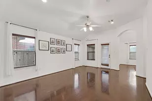 2912 Biscayne Springs Ln, Pearland, TX 77584 - Photo 9