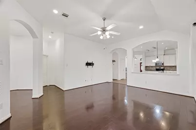 2912 Biscayne Springs Lane, Pearland, TX 77584 - Photo 11