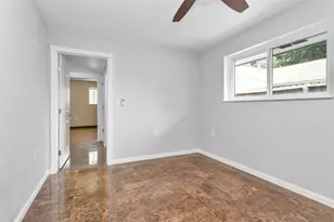 6322 King Post Dr, Houston, TX 77088 - Photo 23