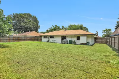 6322 King Post Drive, Houston, TX 77088 - Photo 27