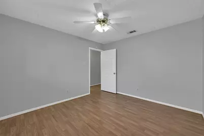 27121 Wells Lane, Oak Ridge North, TX 77385 - Photo 21