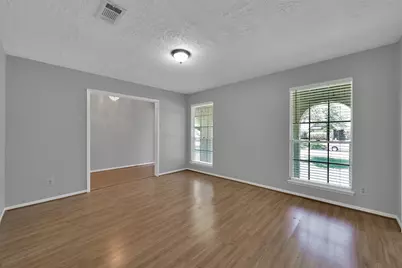 27121 Wells Lane, Oak Ridge North, TX 77385 - Photo 5