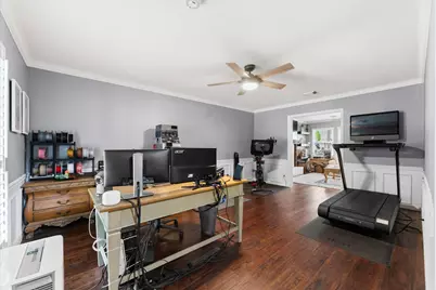 5 N Deerfoot Circle, The Woodlands, TX 77380 - Photo 5