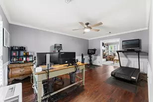 5 N Deerfoot Cir, The Woodlands, TX 77380 - Photo 5