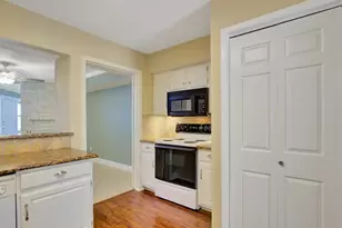 1140 Marina Bay Dr, Kemah, TX 77565 - Photo 17