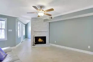1140 Marina Bay Dr, Kemah, TX 77565 - Photo 13