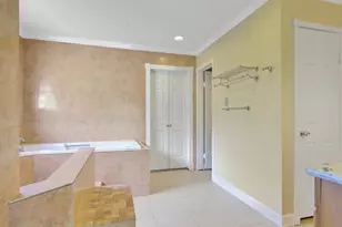 1140 Marina Bay Dr, Kemah, TX 77565 - Photo 35