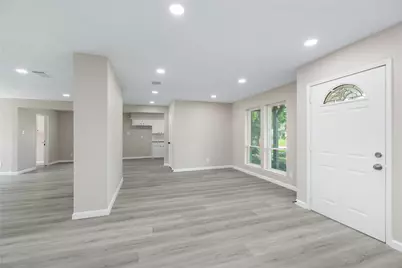 9806 Sagebark Drive, Houston, TX 77089 - Photo 9