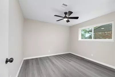 9806 Sagebark Drive, Houston, TX 77089 - Photo 23