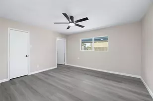 9806 Sagebark Dr, Houston, TX 77089 - Photo 19