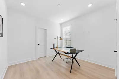 3107 Jensen Dr #B, Houston, TX 77026 - Photo 3