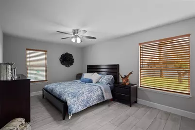8100 Seawall Boulevard #F, Galveston, TX 77551 - Photo 7