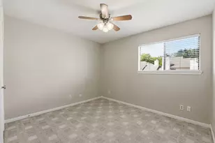 727 Bunker Hill Rd, Houston, TX 77024 - Photo 41