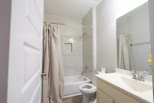 1991 Honey Meadow Ln Ln, Pearland, TX 77089 - Photo 19