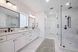 3505 Eaton Ests Ln, Houston, TX 77055 - Photo 9