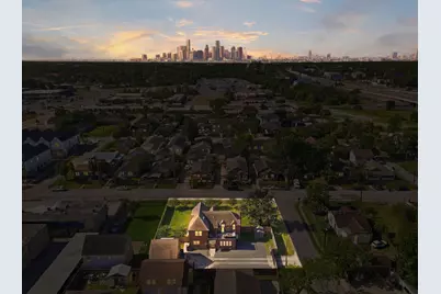 210 Coronado Street, Houston, TX 77009 - Photo 45