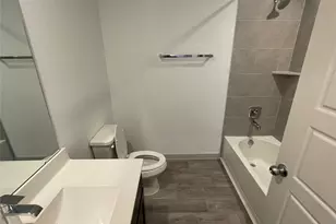 12721 Oxford Gate Dr, Houston, TX 77047 - Photo 17