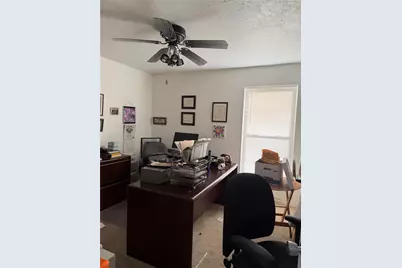 8652 Maplecrest Drive, Houston, TX 77099 - Photo 7