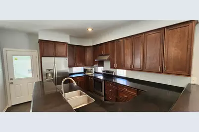 7022 Emerald Glen Drive, Sugar Land, TX 77479 - Photo 9