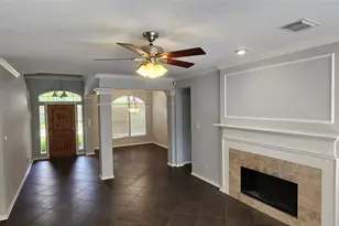 7022 Emerald Glen Dr, Sugar Land, TX 77479 - Photo 5