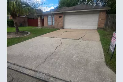 10622 Beckfield Drive, Houston, TX 77099 - Photo 1