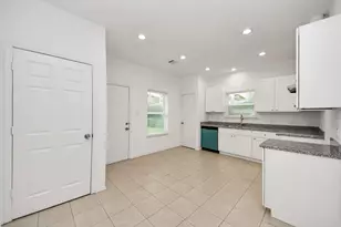 9210 Wheatley St, Houston, TX 77088 - Photo 21