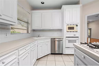 3111 Meadow Oak Drive, Houston, TX 77068 - Photo 13