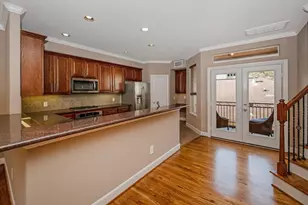 1113 Peveto St, Houston, TX 77019 - Photo 9